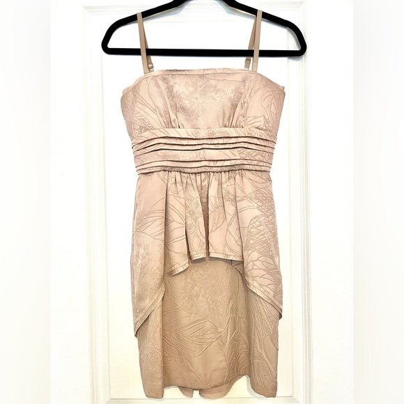 Gorgeous strapless BCBG MAXAZRIA size 0P dress - Picture 1 of 3